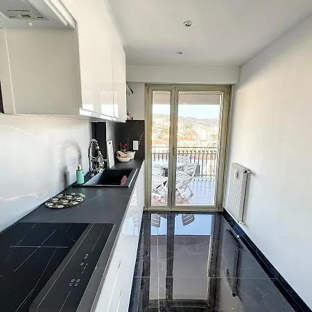 Suq3 - Tres Beau 2 Pieces Avec Terrasse 公寓 戛纳