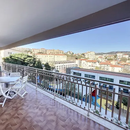 Апартаменты Suq3 - Tres Beau 2 Pieces Avec Terrasse *