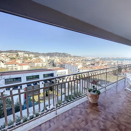 Suq3 - Tres Beau 2 Pieces Avec Terrasse Апартаменты Канны